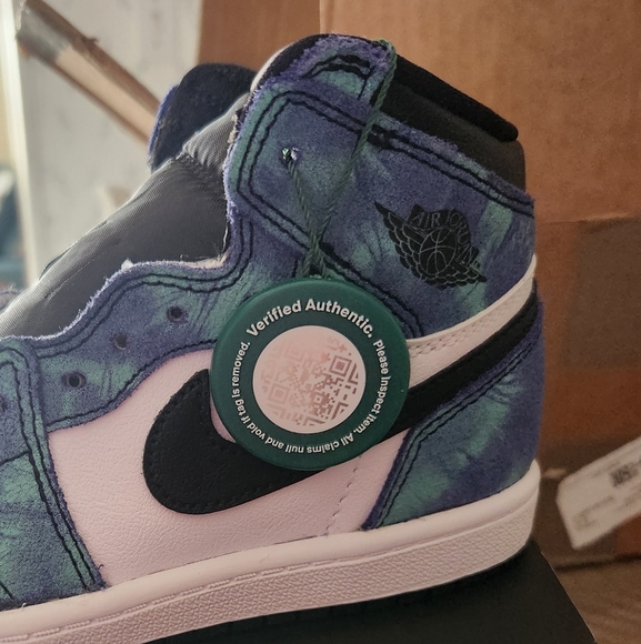 NIB - Air Jordan 1 Retro High Top - Picture 2 of 8